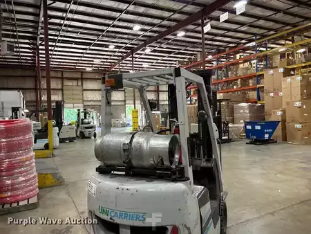 Chariots élévateurs GPL 2016  Unicarriers CFS40 (36)