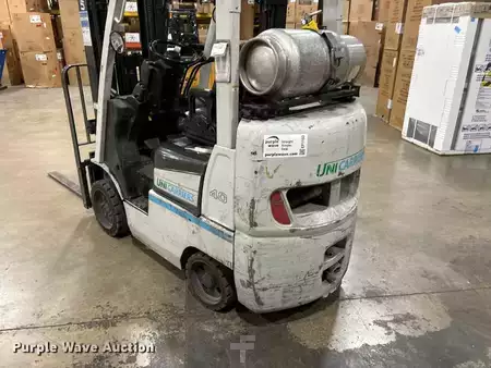 Chariots élévateurs GPL 2016  Unicarriers CFS40 (39)
