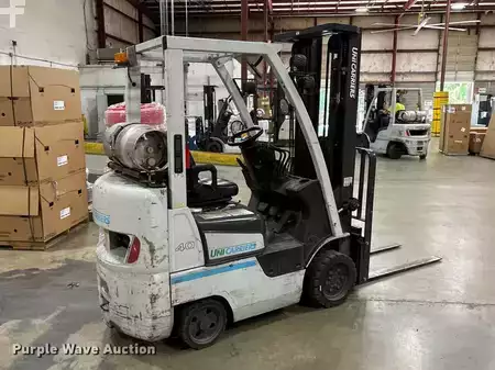 Chariots élévateurs GPL 2016  Unicarriers CFS40 (5)
