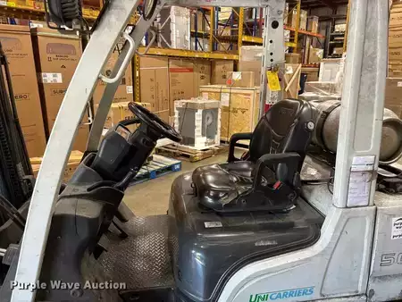Chariots élévateurs GPL 2016  Unicarriers PF50 (11)