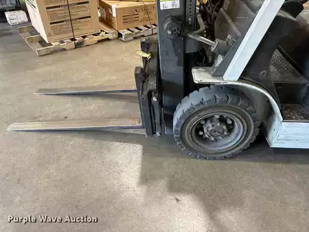 Chariots élévateurs GPL 2016  Unicarriers PF50 (13)