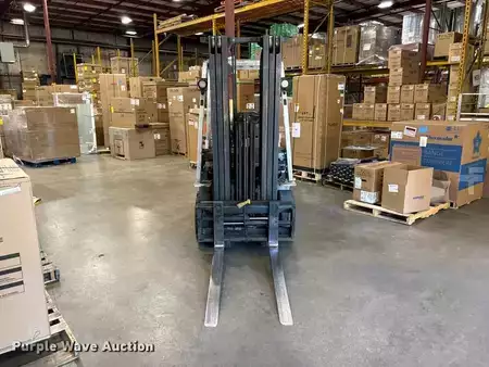 Chariots élévateurs GPL 2016  Unicarriers PF50 (2)