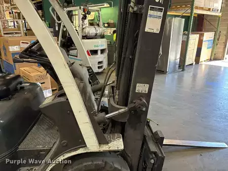 Chariots élévateurs GPL 2016  Unicarriers PF50 (29)