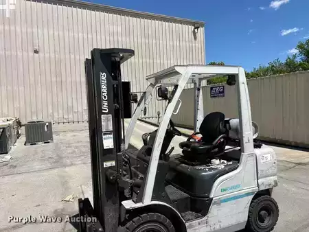 Chariots élévateurs GPL 2017  Unicarriers PF50 (16)