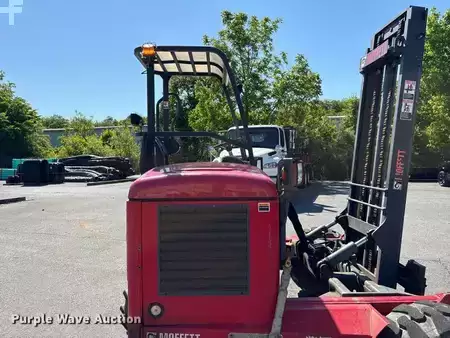 Montacargas diésel 2016  Moffett M85502 (37)