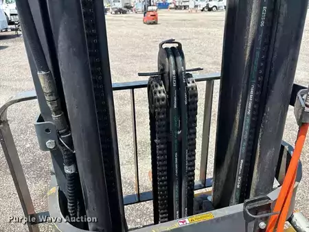 Propane Forklifts - Komatsu FG30HT-14 (12)