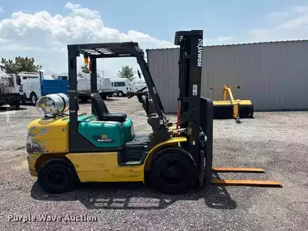 Propane Forklifts - Komatsu FG30HT-14 (4)