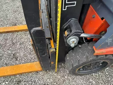 Diesel Forklifts 2002  Toyota 7FGCU18 (14)