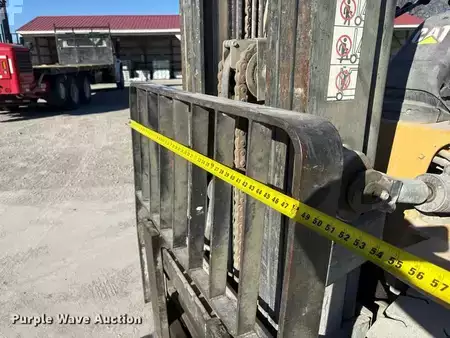 Montacargas diésel - CAT Lift Trucks GP45K1 (16)