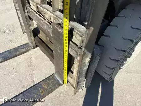 Montacargas diésel - CAT Lift Trucks GP45K1 (18)