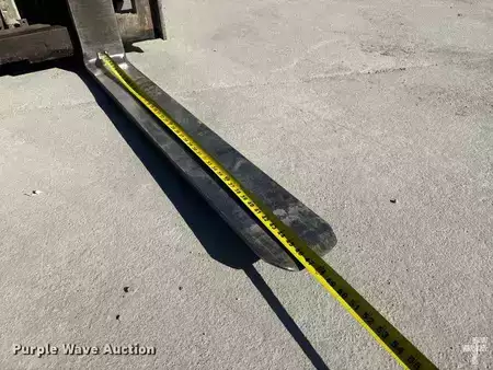 Montacargas diésel - CAT Lift Trucks GP45K1 (20)