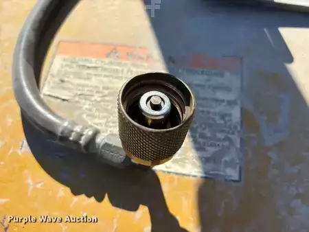 Montacargas diésel - CAT Lift Trucks GP45K1 (34)