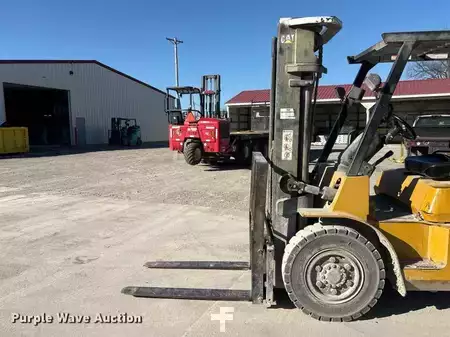 Montacargas diésel - CAT Lift Trucks GP45K1 (9)