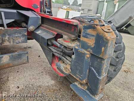 Diesel Forklifts - Moffett M8 (19)