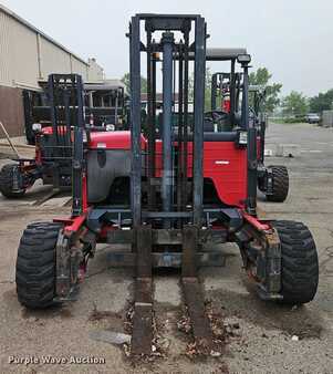 Diesel Forklifts - Moffett M8 (2)
