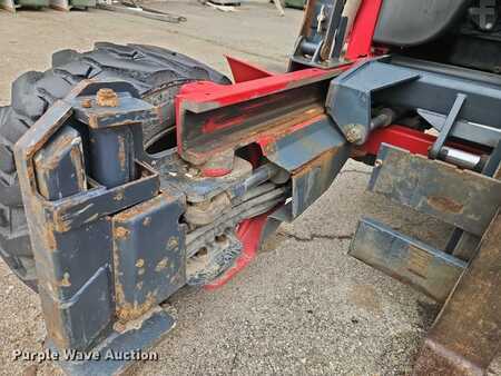 Diesel Forklifts - Moffett M8 (20)