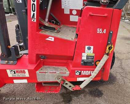 Diesel Forklifts - Moffett M8 (26)