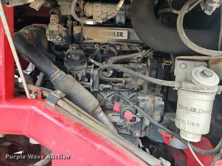 Diesel Forklifts - Moffett M8 (35)