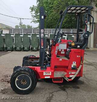 Diesel Forklifts - Moffett M8 (8)