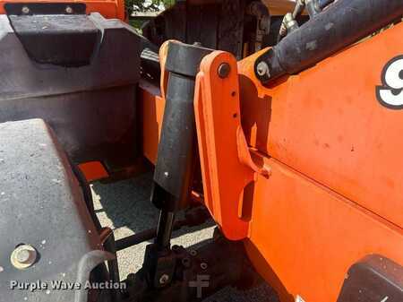 Diesel Forklifts 2014  Lull 944E-42 (28)