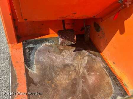 Diesel Forklifts 2014  Lull 944E-42 (37)