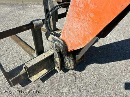 Diesel Forklifts 2014  Lull 944E-42 (13)