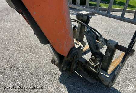 Diesel Forklifts 2014  Lull 944E-42 (16)