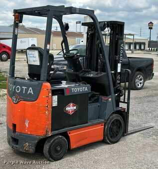 Diesel Forklifts - Toyota 8FBCU25 (5)