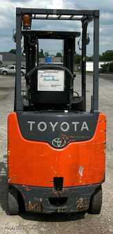 Diesel Forklifts - Toyota 8FBCU25 (6)