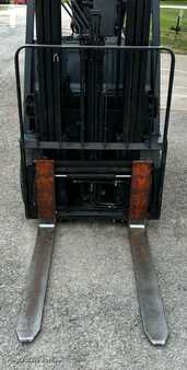 Diesel Forklifts - Toyota 8FBCU25 (9)