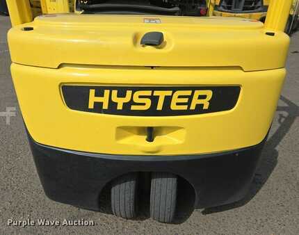 4 Wheels 2023  Hyster J40XNT (21)