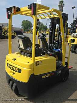 4 Wheels 2023  Hyster J40XNT (5)