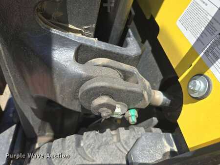 4 Wheels 2023  Hyster J40XNT (10)