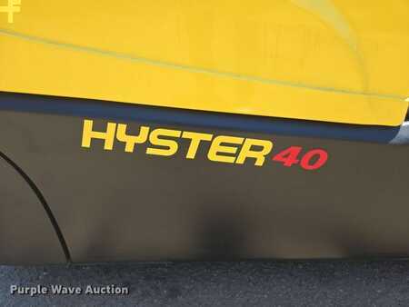 4 Wheels 2023  Hyster J40XNT (24)