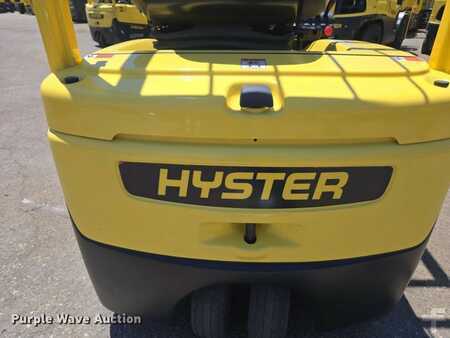 4 Wheels 2023  Hyster J40XNT (25)