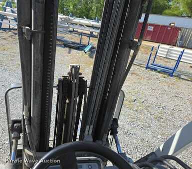 Propane Forklifts - Unicarriers 50 (30)