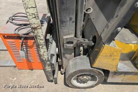 Diesel Forklifts - Yale ERC050ZAN48SE083 (12)