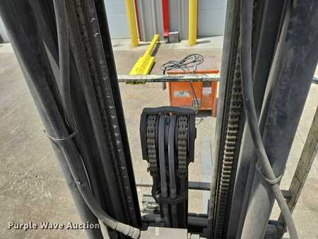 Diesel Forklifts - Yale ERC050ZAN48SE083 (28)