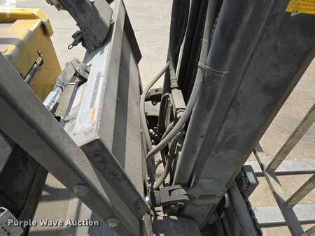 Diesel Forklifts - Yale ERC050ZAN48SE083 (29)