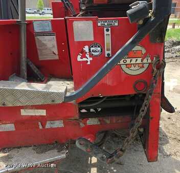 Diesel Forklifts 1999  Moffett M5000 (17)