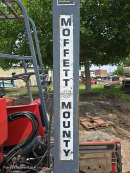 Diesel Forklifts 1999  Moffett M5000 (32)