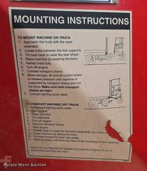 Diesel Forklifts 1999  Moffett M5000 (35)