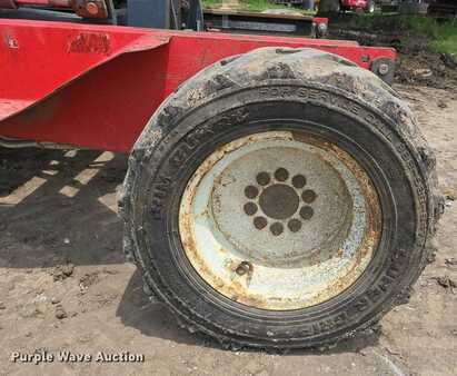Diesel Forklifts 1999  Moffett M5000 (40)