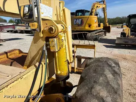 Manipulador Telescópico fijo - Pettibone 8042 (25)