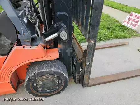 Propane Forklifts - Toyota 7FGCU35 (20)