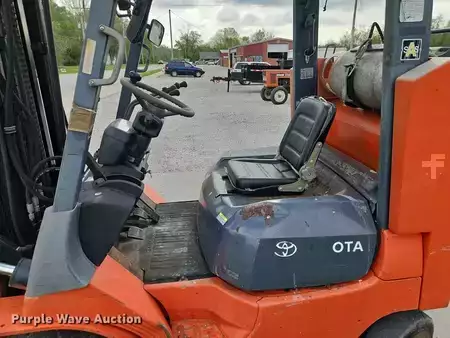 Propane Forklifts - Toyota 7FGCU35 (27)