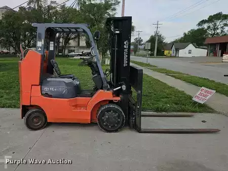 Propane Forklifts - Toyota 7FGCU35 (4)