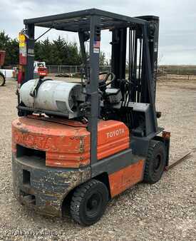 Propane Forklifts 1995  Toyota 42-5FG15 (5)