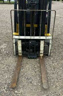 Propane Forklifts - Yale GLC050VXNDSE083 (11)