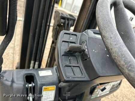 Propane Forklifts - Yale GLC050VXNDSE083 (21)